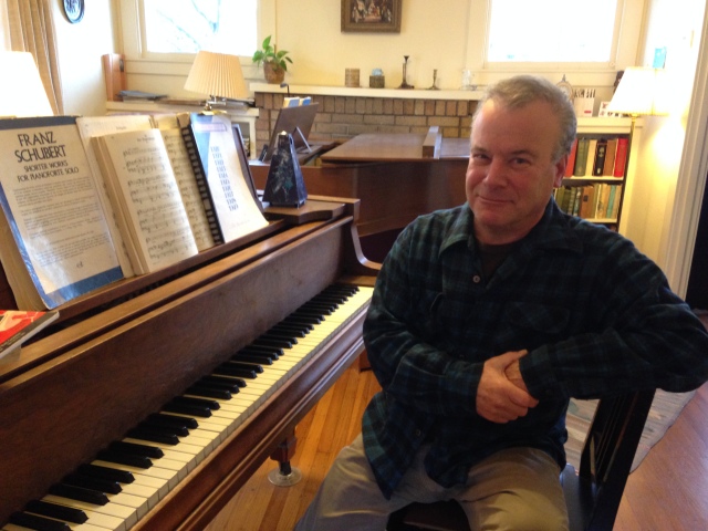 Bruce Loeb at the piano